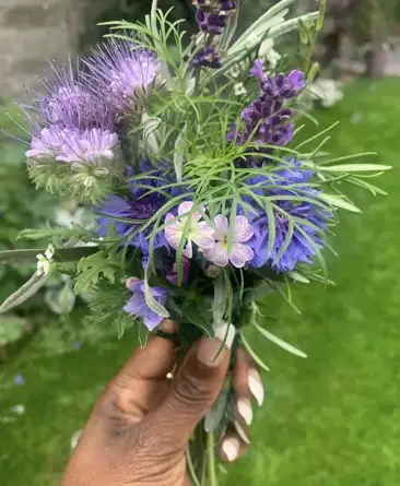 hand tied bouquet
